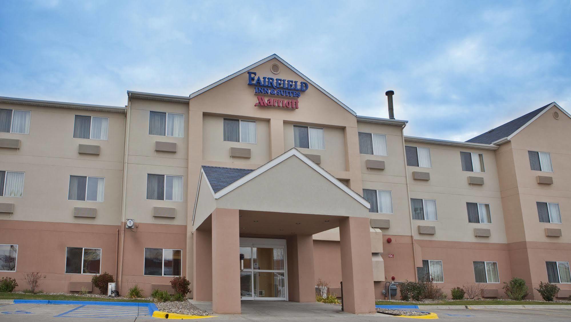 Fairfield Inn & Suites Bismarck South Dış mekan fotoğraf